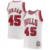 Gorgeous Men's Chicago Bulls Michael Jordan White 1994 95 Hardwood Classics Authentic Player Jersey per i Fan Veri