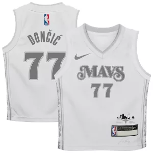 Pratico Ottimo Attraente Luka Dončić Dallas Mavericks Nike Preschool 2024/25 Swingman Player Jersey City Edition White per i Fan Veri
