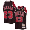 Classico Stupendo Fascinante Michael Jordan Chicago Bulls Youth 1996 97 Hardwood Classics Authentic Jersey Black/Red/Red/White per i Fan Veri